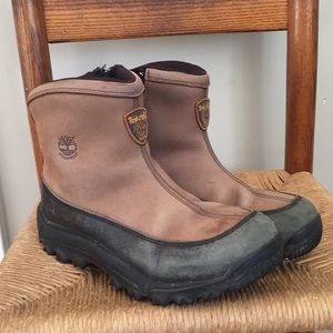 Timberland woman’s hiking/barn boots